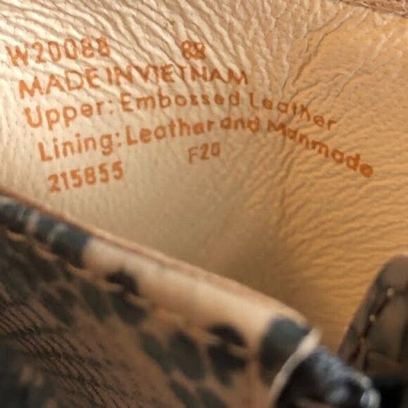 NWT COLE HAAN Grand Ambition Arietta Ankle Booties Silver Metal Trim 8 MSRP $289 - Picture 13 of 15